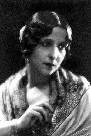 Dina Teresa portrait
