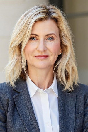Victoria Charters portrait