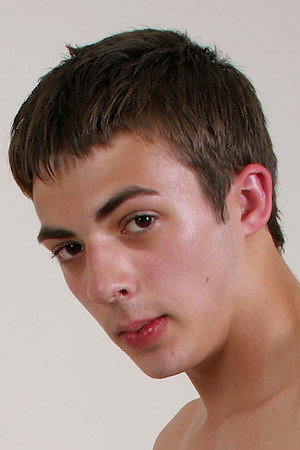 Lee Knight portrait