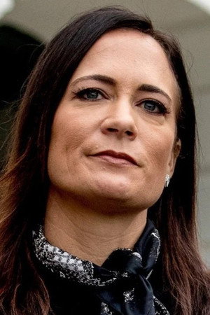 Stephanie Grisham portrait