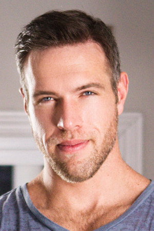 Alex Mecum portrait