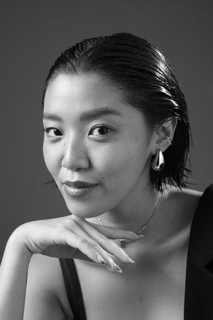 Naomi Christy portrait