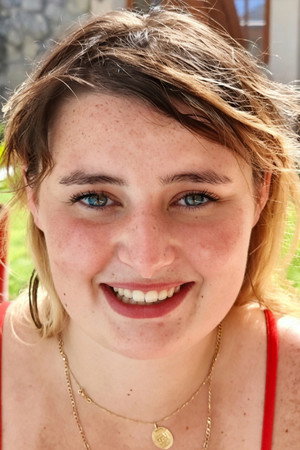 Davina portrait