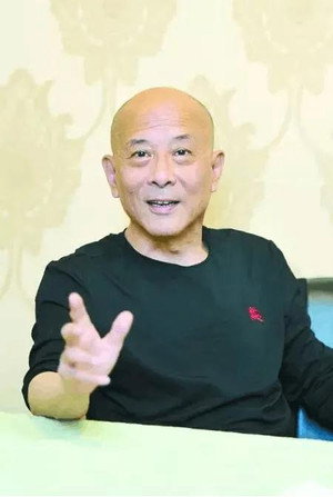Xiaobao Qiu portrait