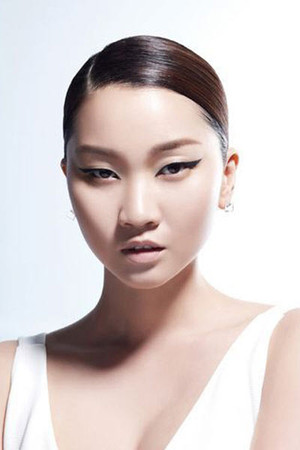 Jang Yoon-ju portrait