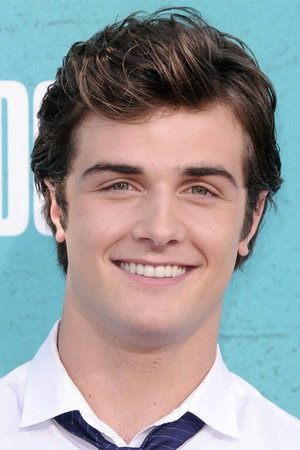 Beau Mirchoff portrait