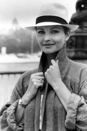 Fiona Fullerton portrait