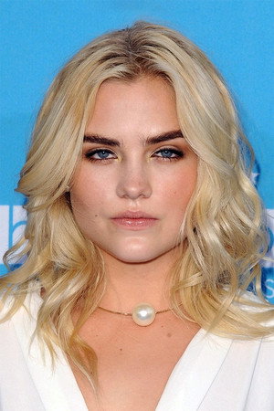 Maddie Hasson portrait