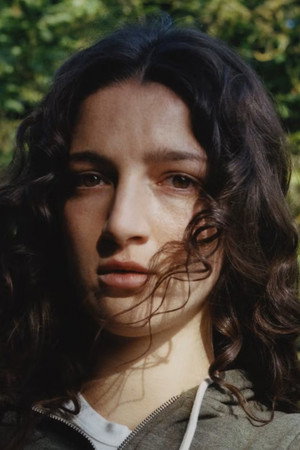 Maisy Taylor portrait