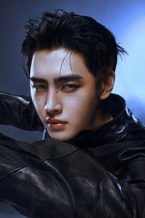 Sunghoon portrait