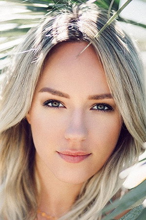 Alyson Walker portrait