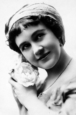 Myrtle Vane portrait