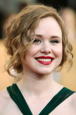 Alison Pill portrait