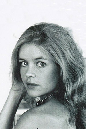 Anne Lonnberg portrait