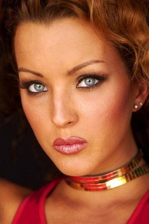 Shannon Stewart portrait
