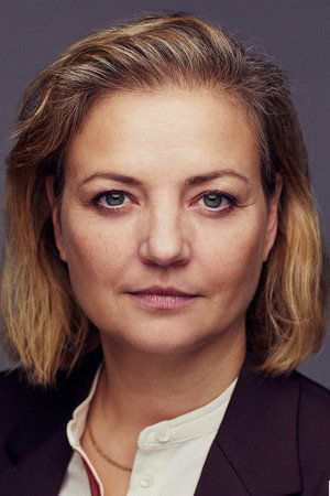 Laura Bro portrait