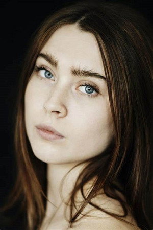 Clara Christiansson Drake portrait