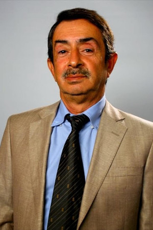 Turan Özdemir portrait