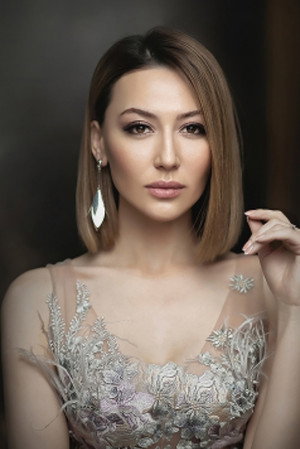 Lola Yoʻldosheva portrait
