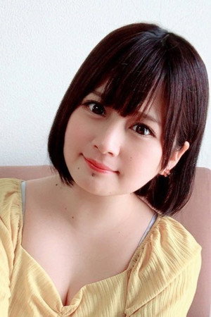 Maina Yuuri portrait