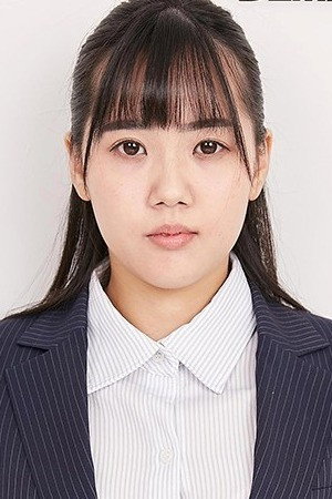Riho Shinozaki portrait