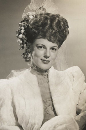 Faye Marlowe portrait