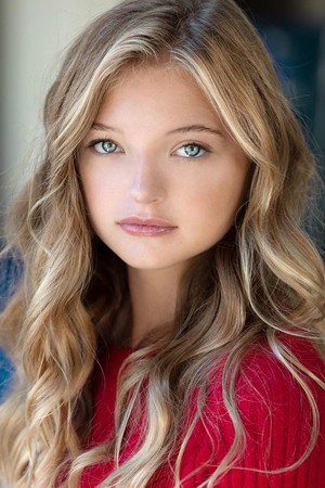 Shae Smolik portrait