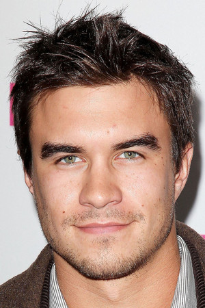 Rob Mayes portrait