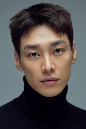Kim Young-kwang portrait