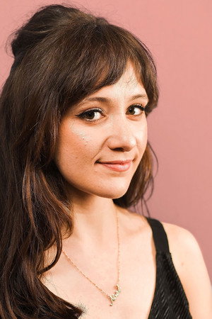Noël Wells portrait