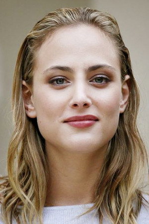 Nora Arnezeder portrait
