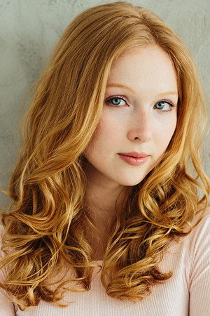 Molly C. Quinn portrait