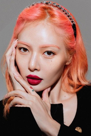 Kim Hyuna portrait