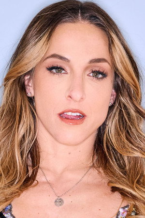 Alexis James portrait