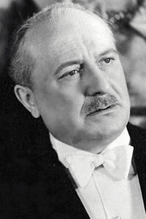 Júlio C. Traversa portrait