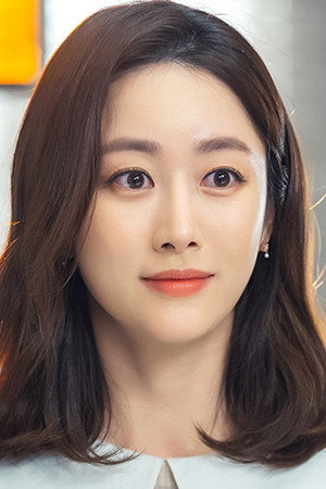 Jeon Hye-bin portrait