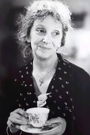 Erica Yohn portrait