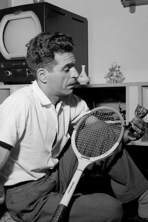 José A. Mauro portrait