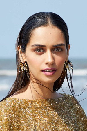 Manushi Chhillar portrait