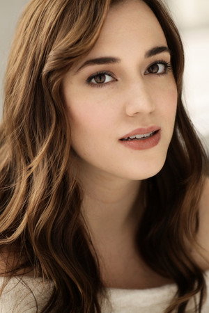 Andrea Bowen portrait