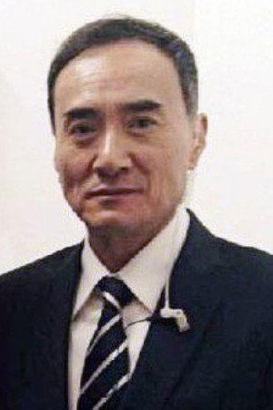Limin Deng portrait
