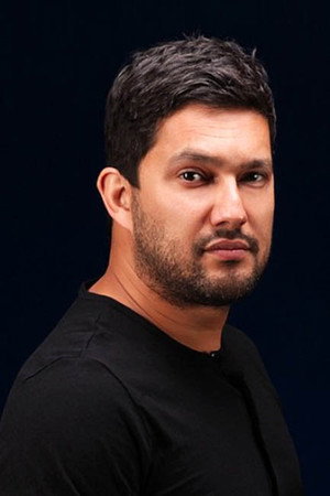 Hamed Behdad portrait