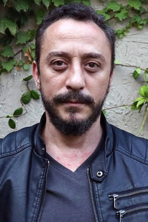 Hakan Karsak portrait