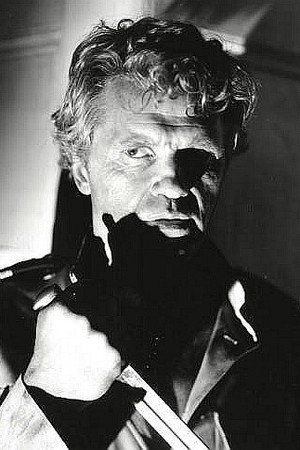 Sven Hugo Borg portrait
