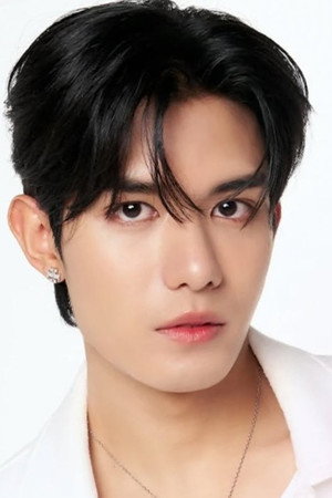 Siraphop Manithikhun portrait