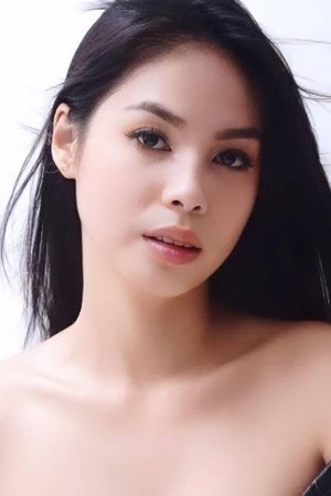 Amabella De Leon portrait