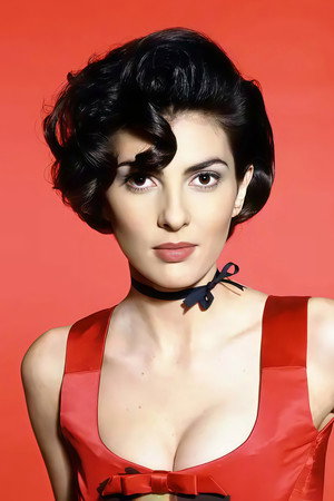 Gina Bellman portrait