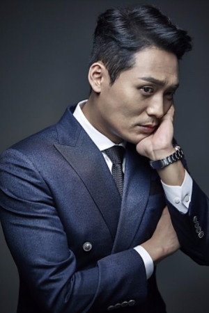 Choi Dae-hoon portrait