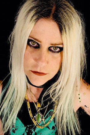 Donita Sparks portrait