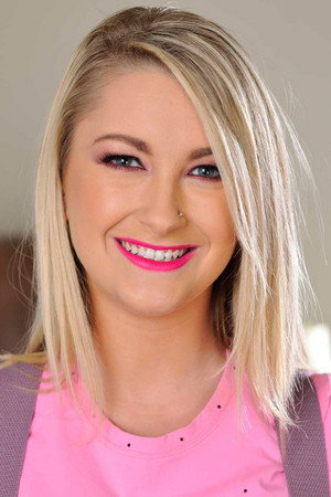 Chloe Addison portrait